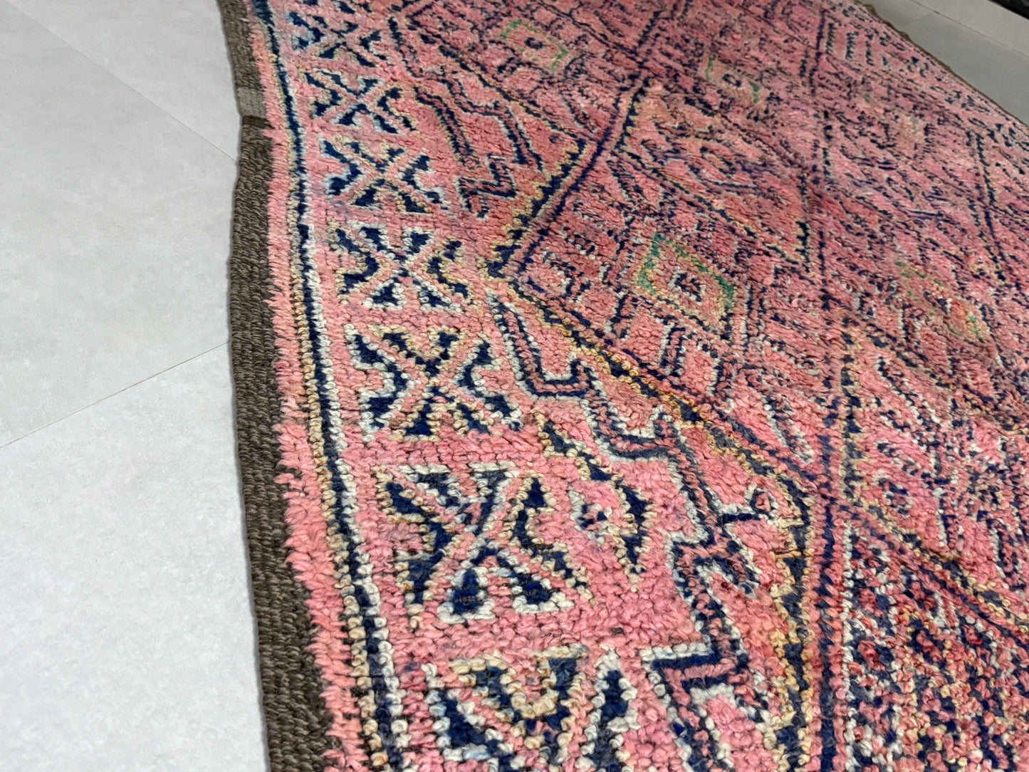 Vintage Pink Moroccan Rug 6x11 - F66