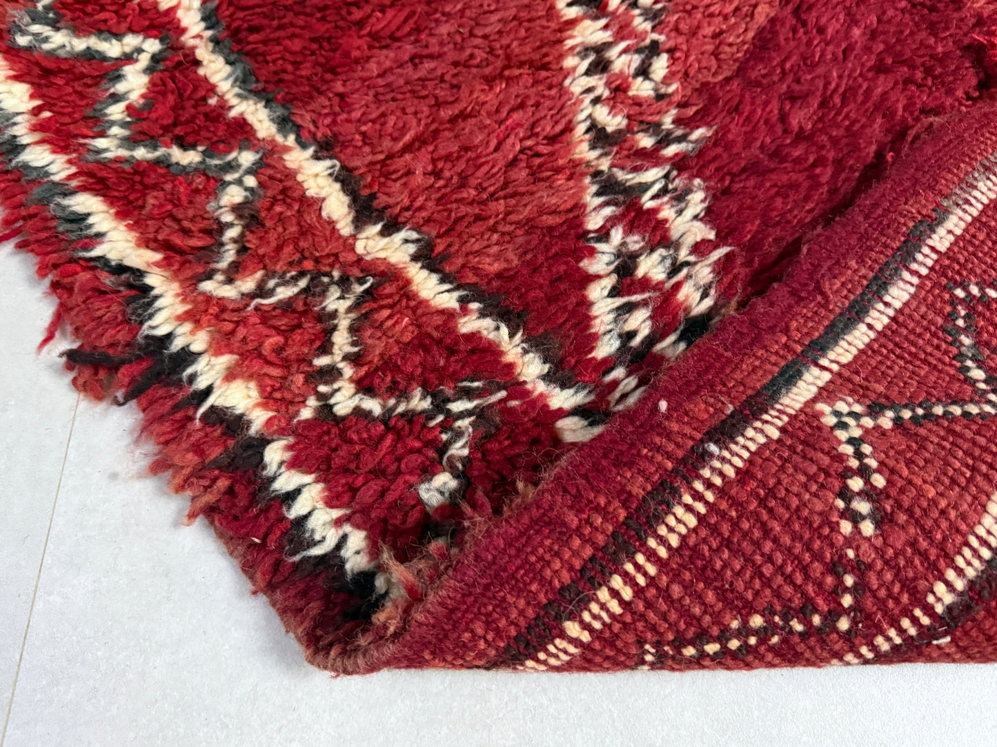 Red vintage rug - F69