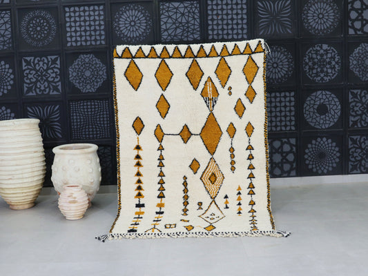 Stunning moroccan rug 5x7 ft - B36