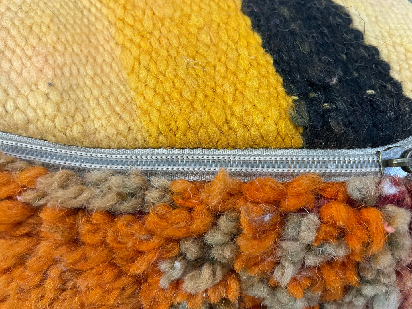 Round moroccan pouf cover - R22