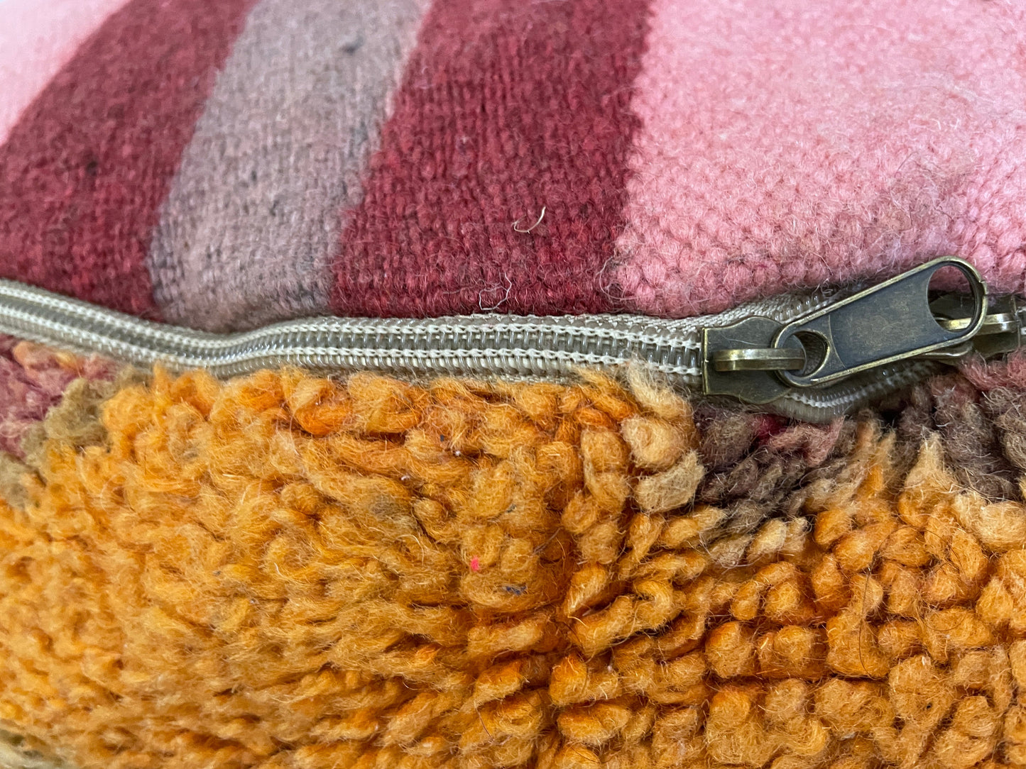 Round moroccan pouf cover - R8