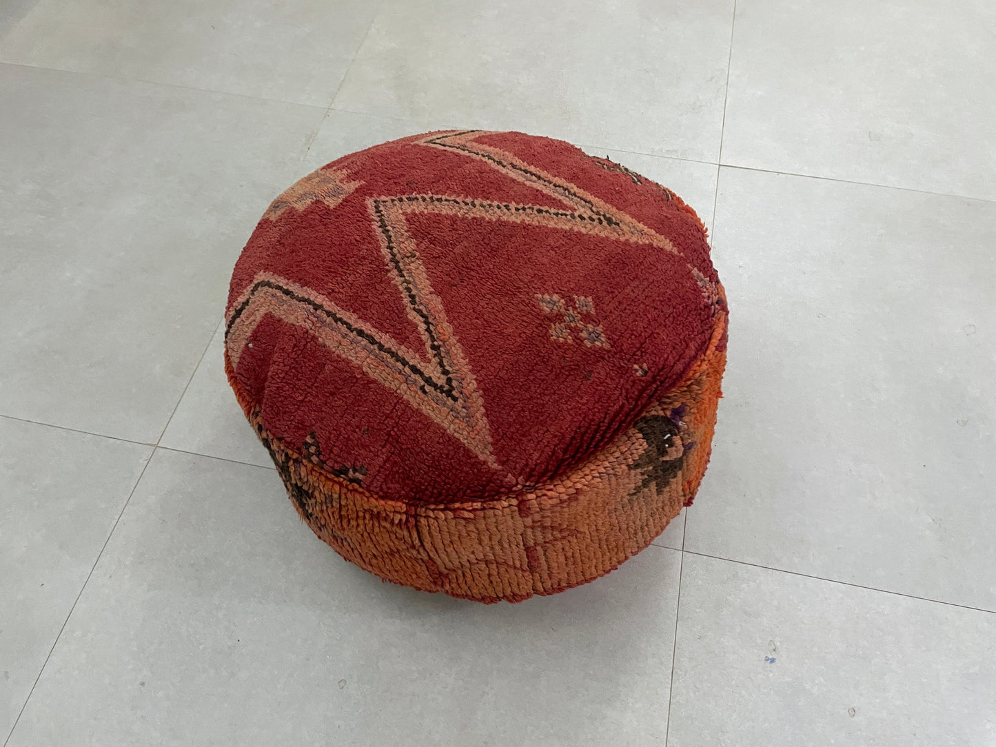 Round moroccan pouf cover - R13