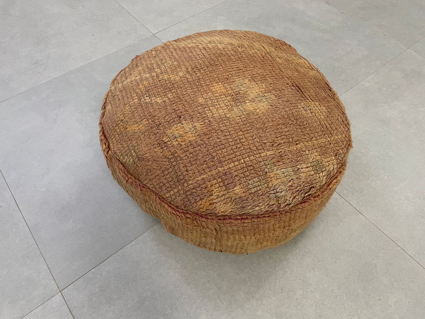 Round moroccan pouf cover - R30
