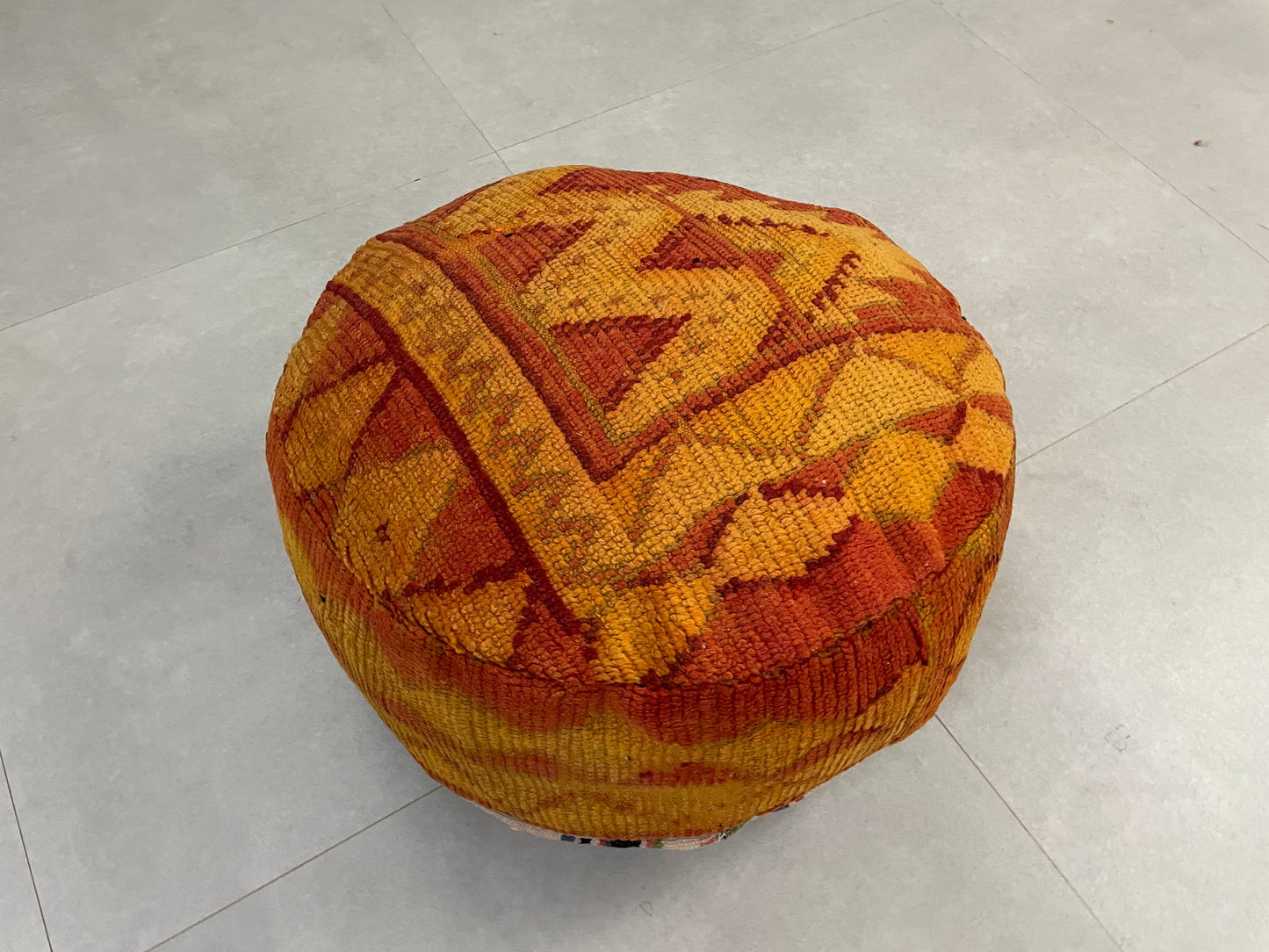 Round moroccan pouf cover - R46