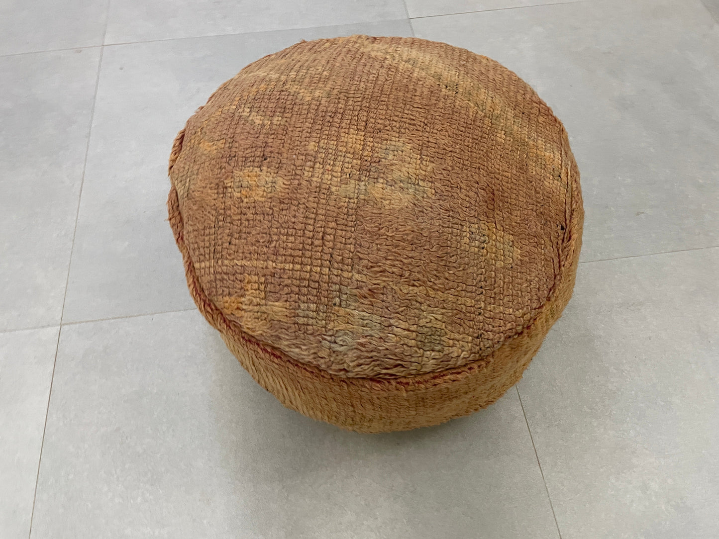 Round moroccan pouf cover - R30