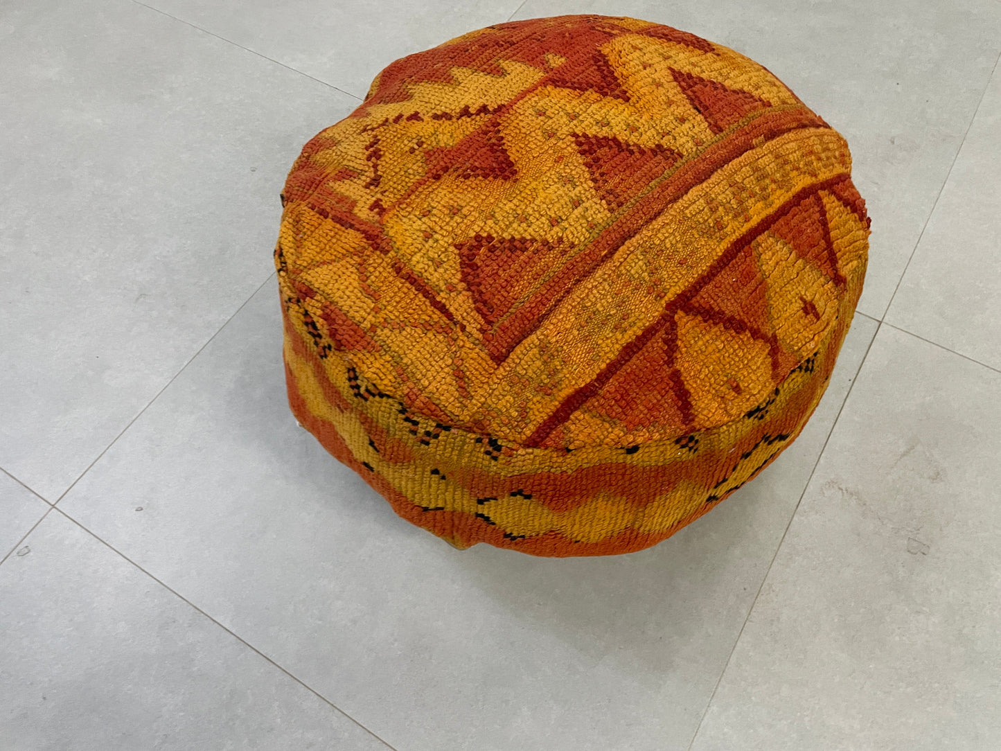 Round moroccan pouf cover - R32