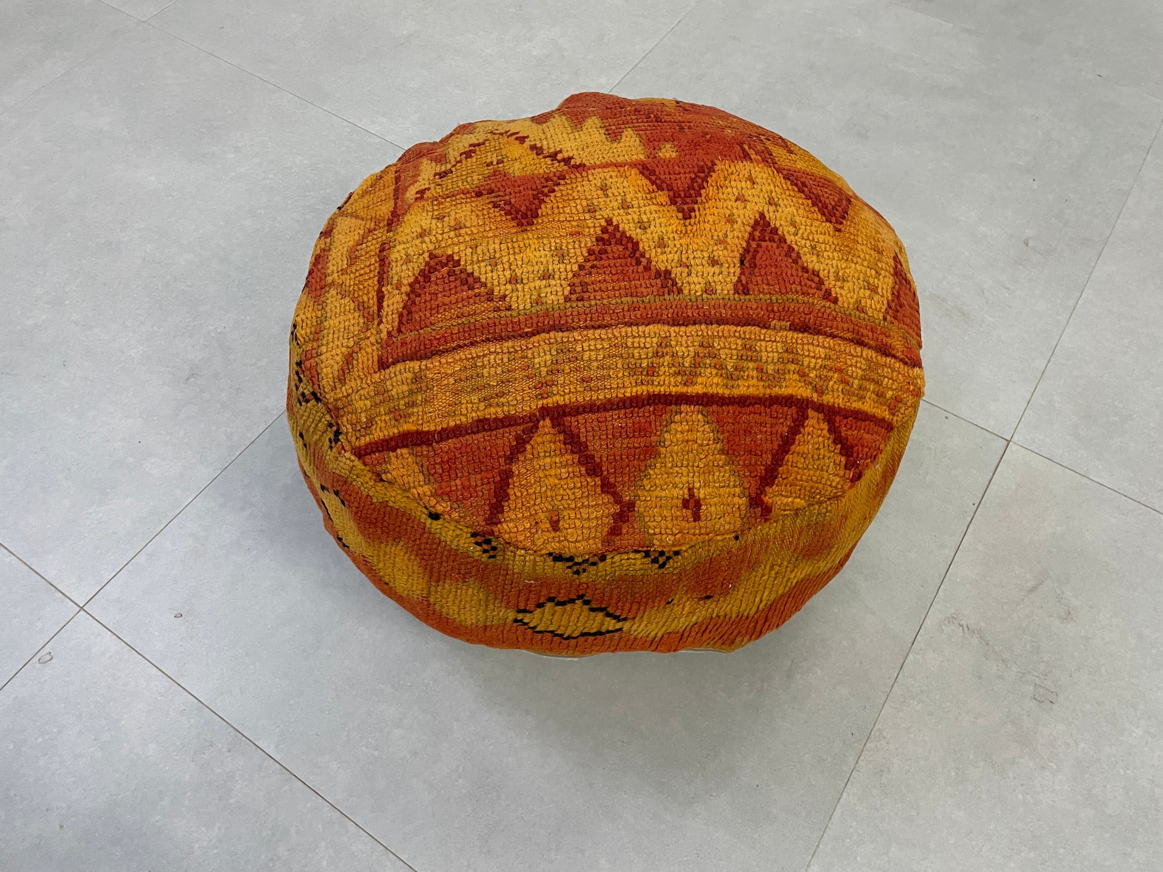 Round moroccan pouf cover - R32