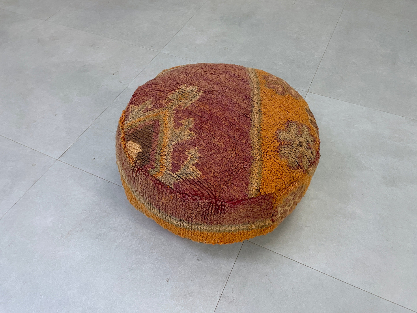 Round moroccan pouf cover - R8