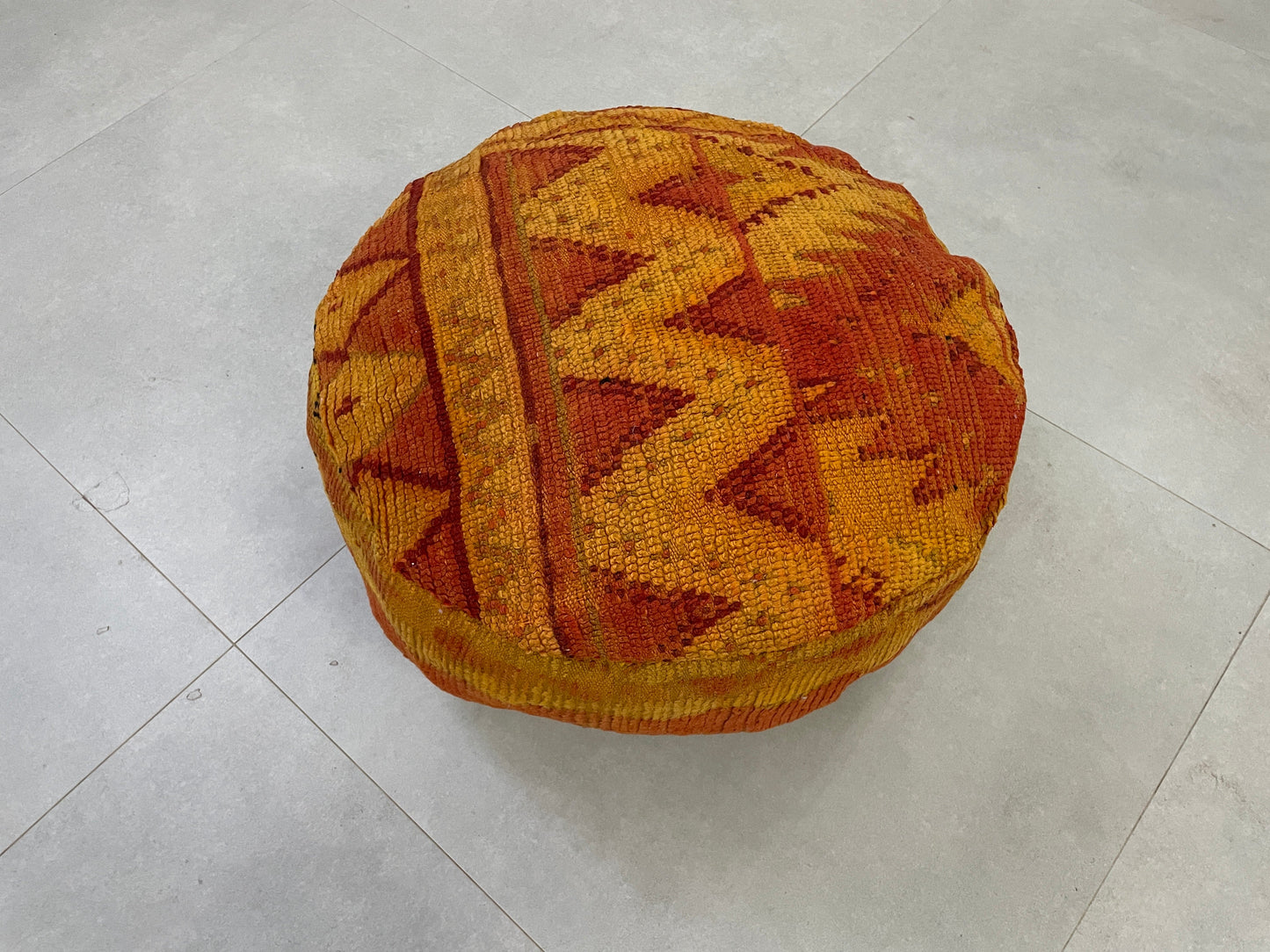Round moroccan pouf cover - R32