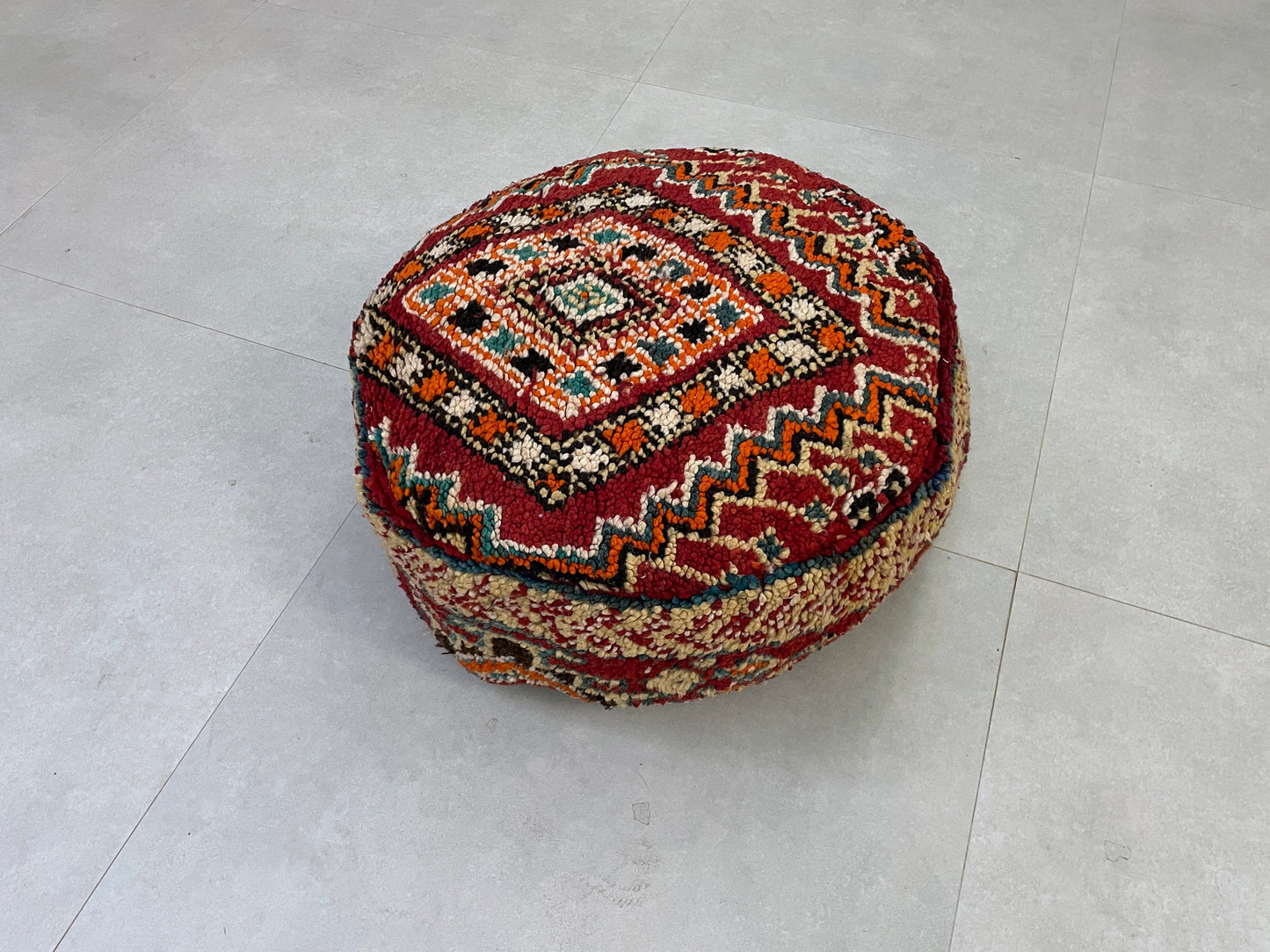 Round moroccan pouf cover - R33