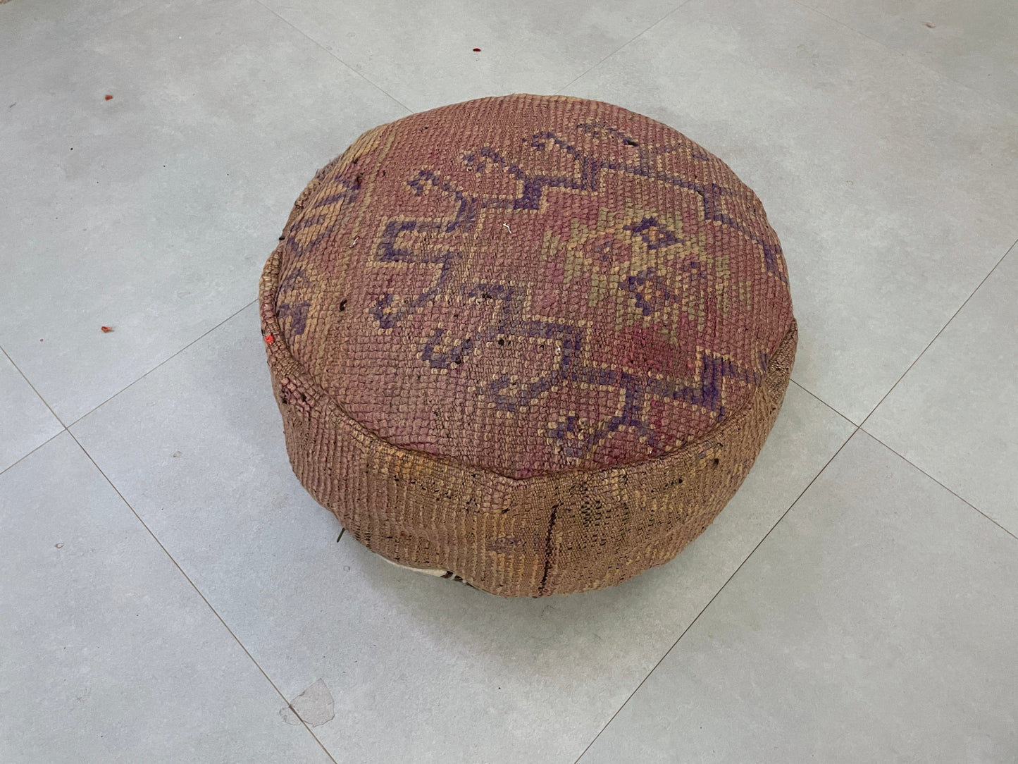 Round moroccan pouf cover - R50