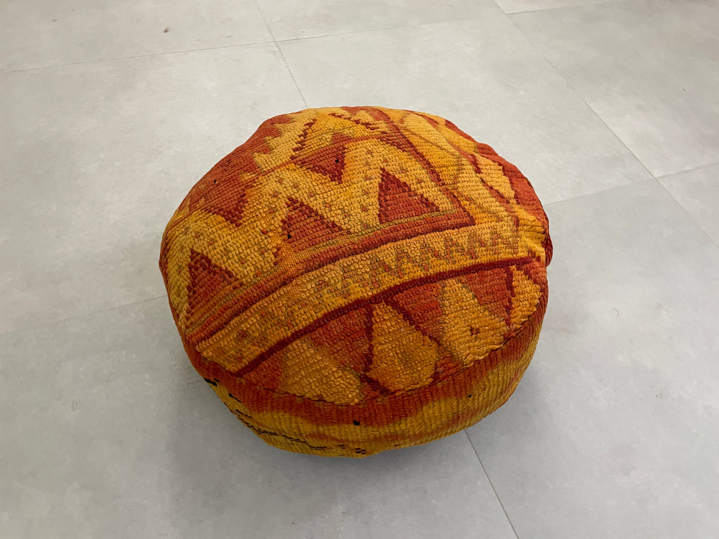 Round moroccan pouf cover - R46