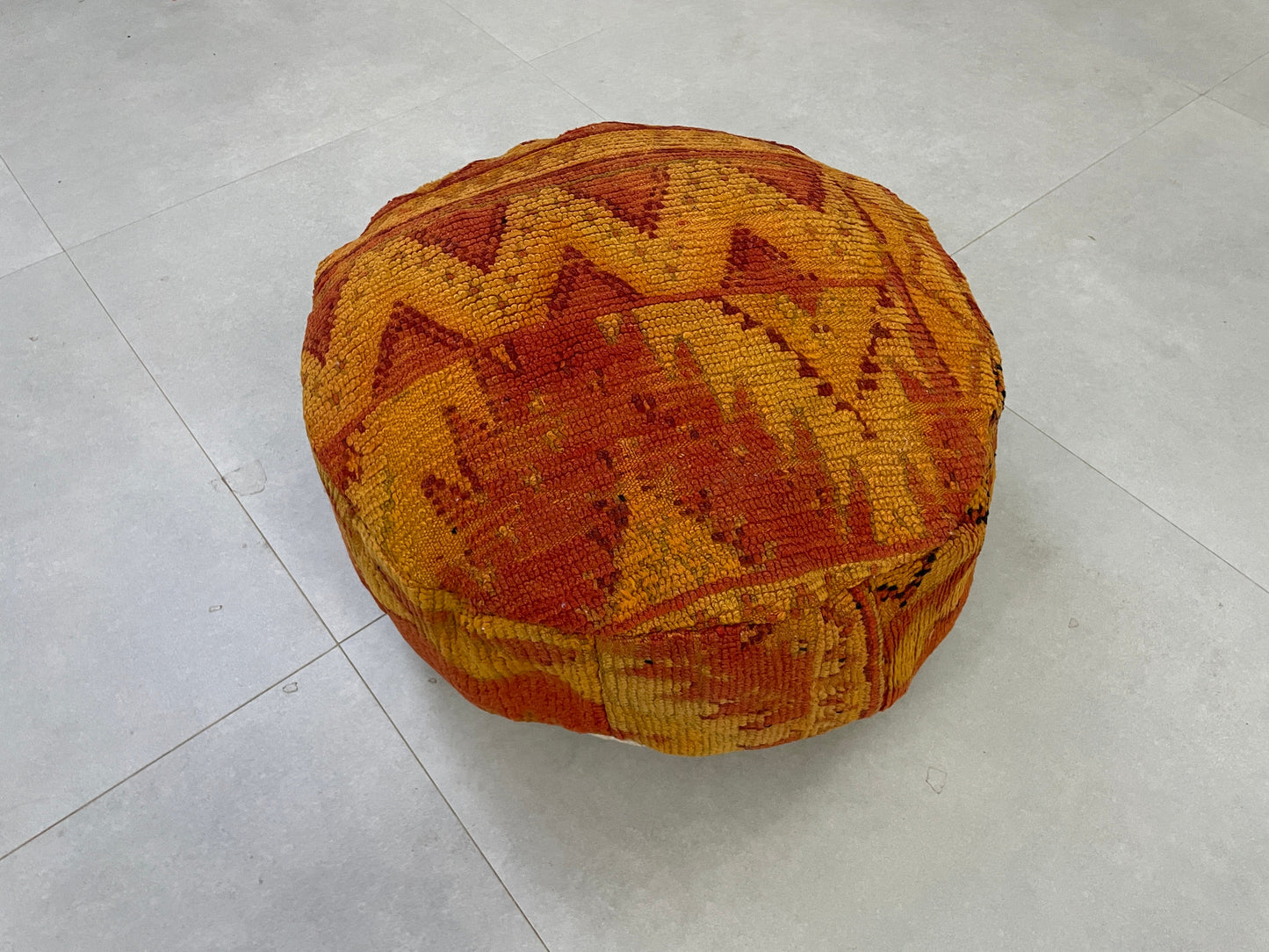 Round moroccan pouf cover - R32