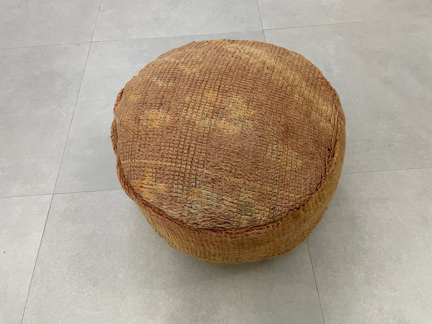 Round moroccan pouf cover - R30