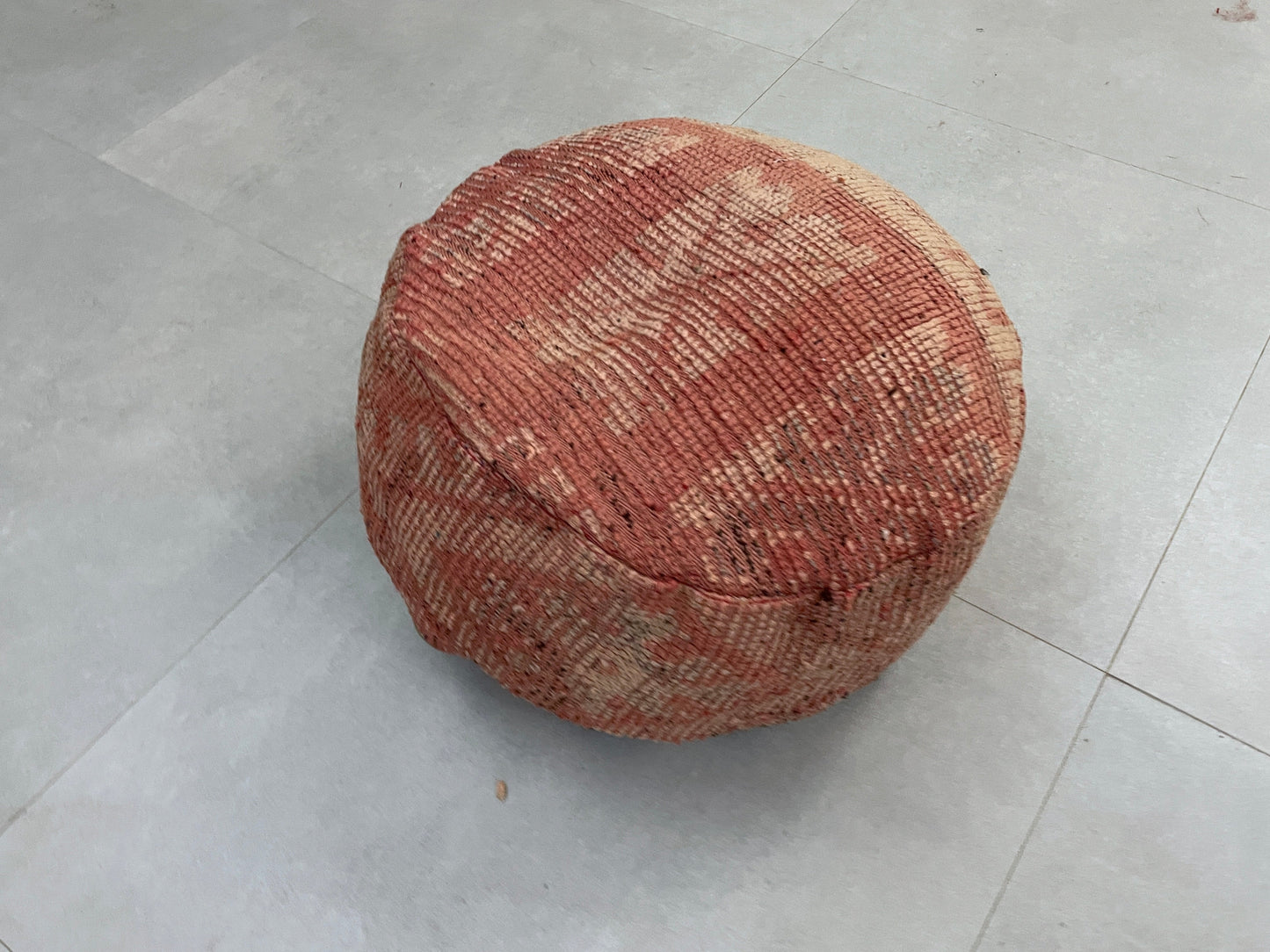 Round moroccan pouf cover - R48