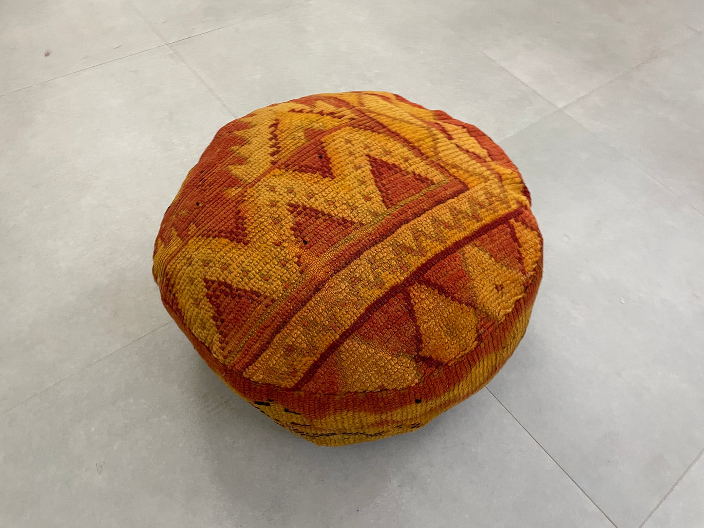 Round moroccan pouf cover - R46