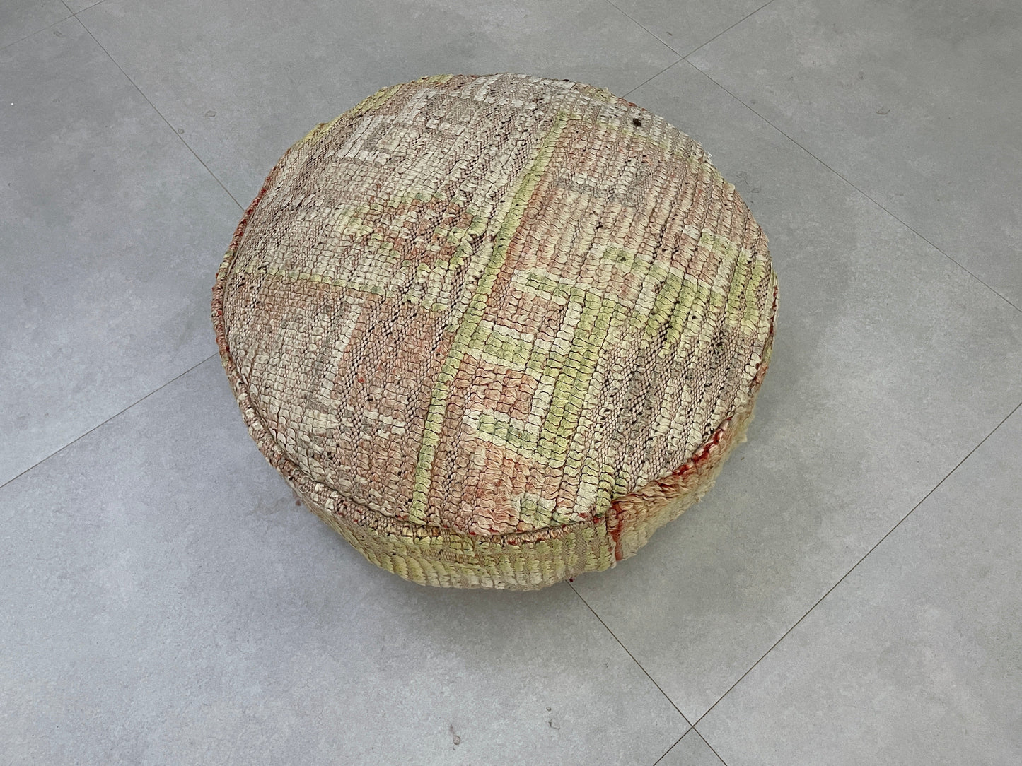 Round moroccan pouf cover - R24