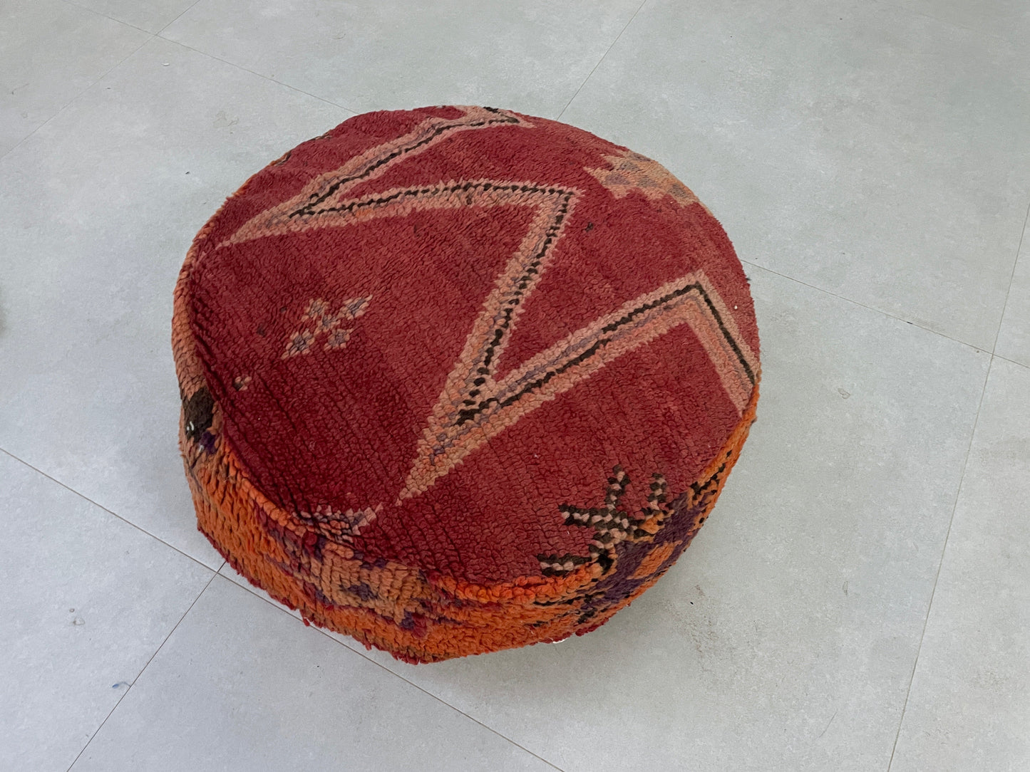 Round moroccan pouf cover - R13