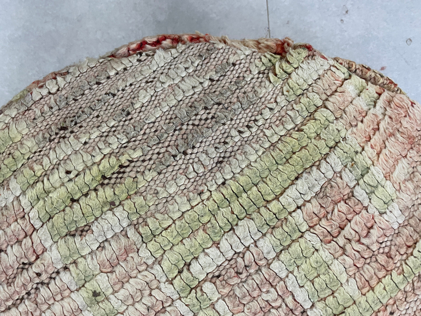 Round moroccan pouf cover - R24