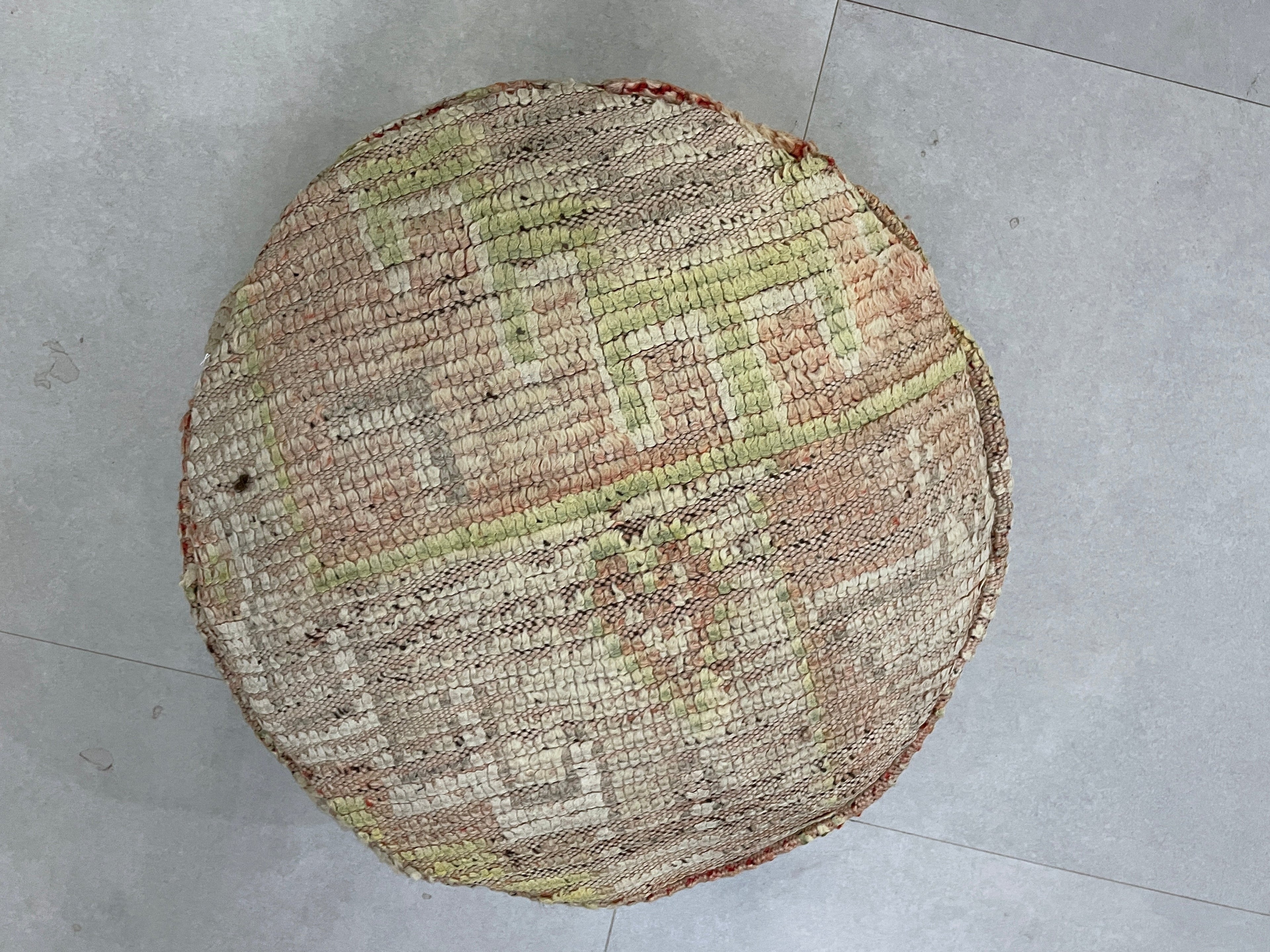 Round moroccan pouf cover - R24