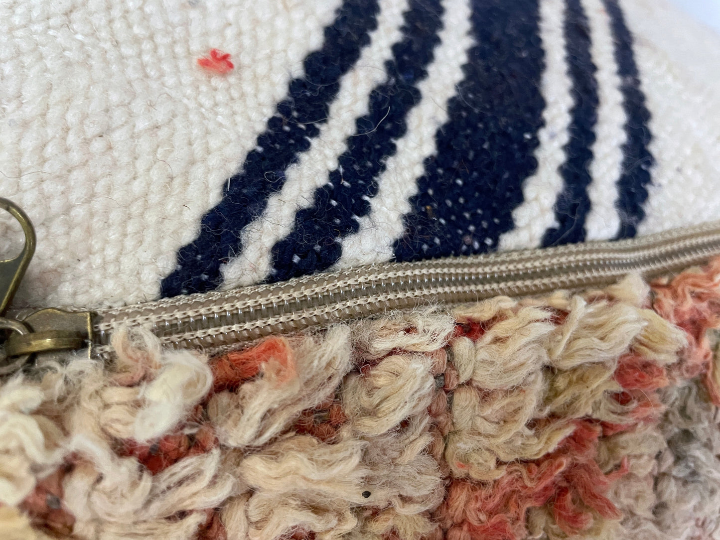 Round moroccan pouf cover - R29