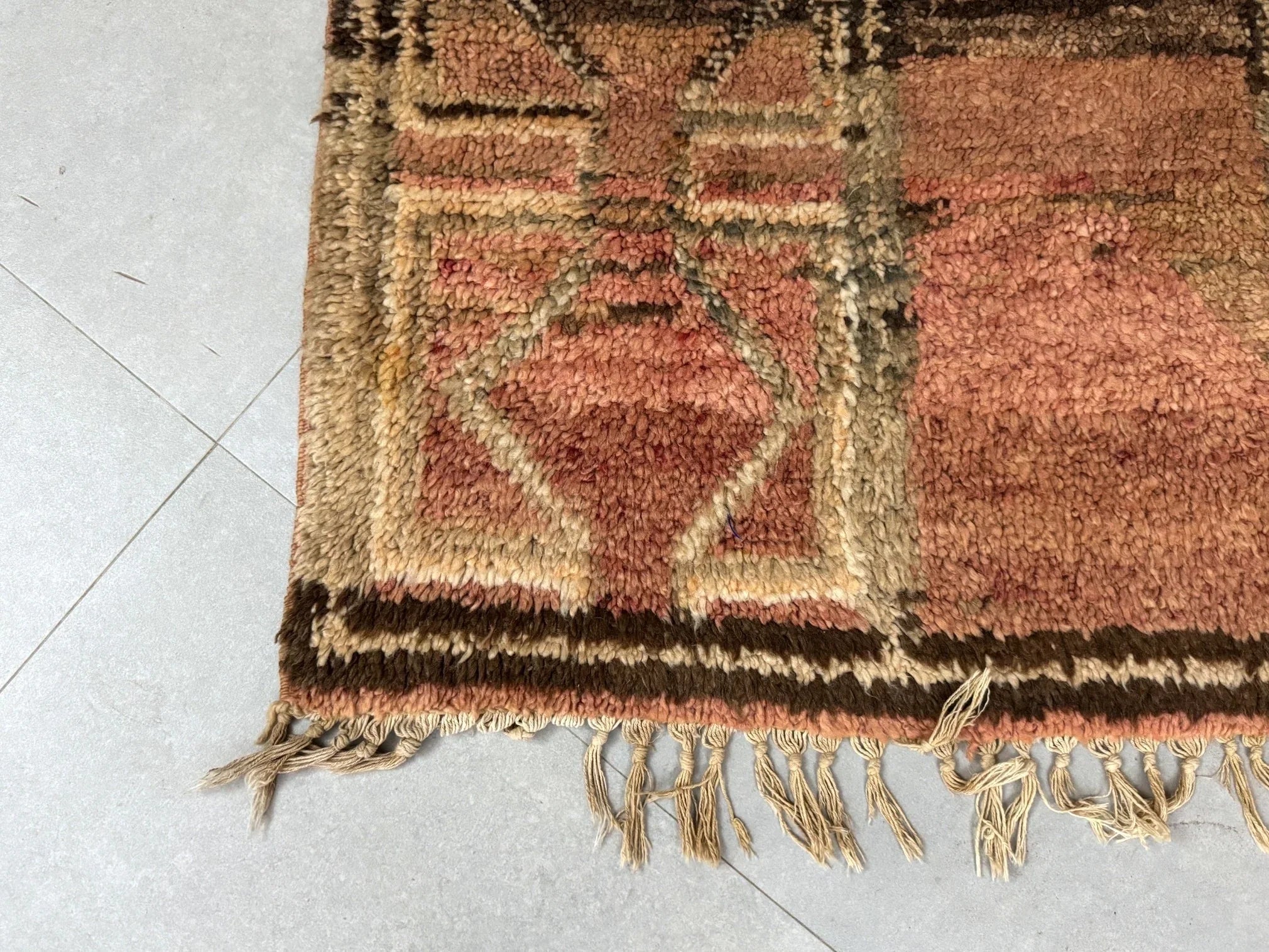 Vintage rug 5x6 - G2218