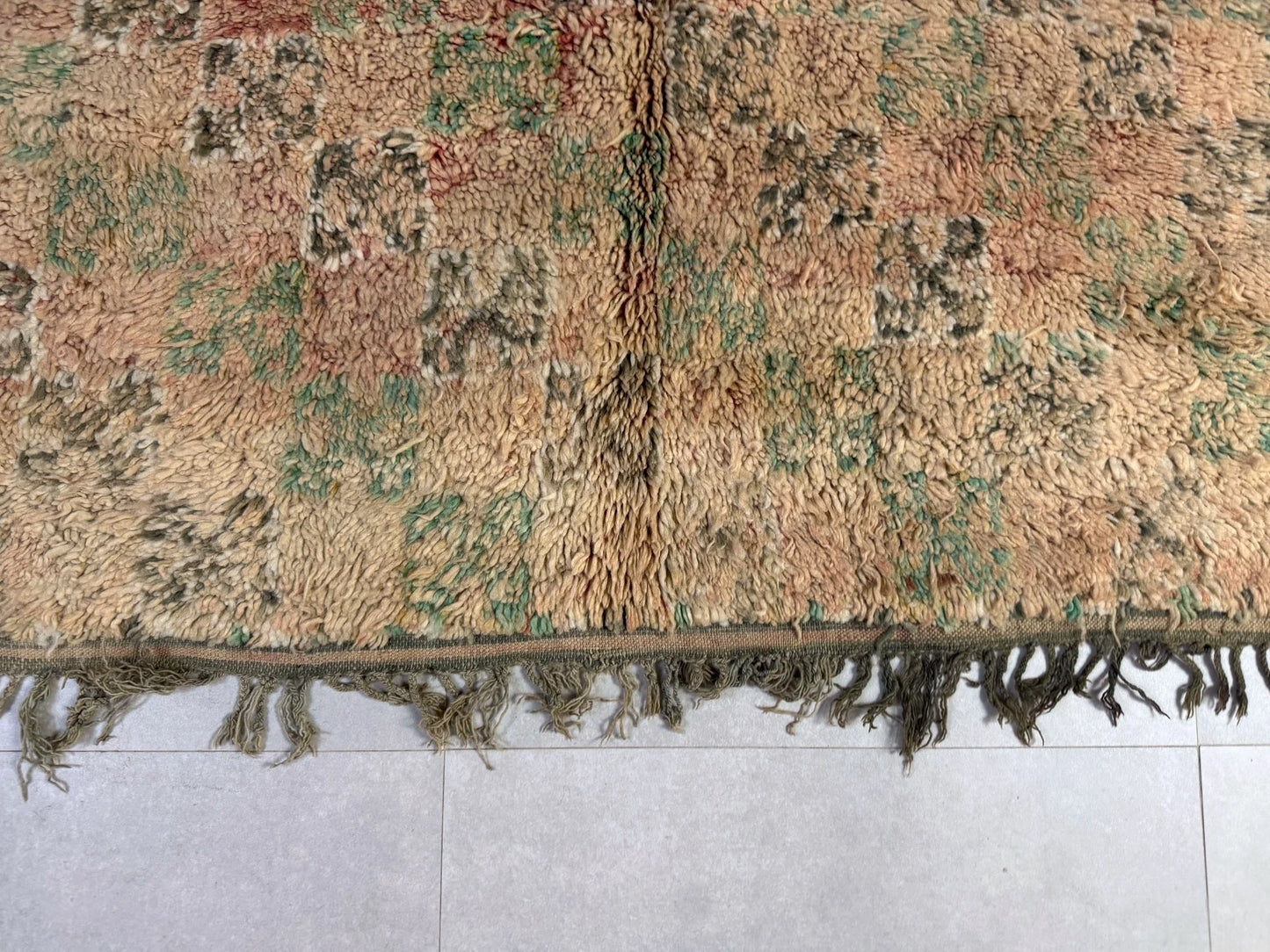 Vintage rug 6x10 - G5255