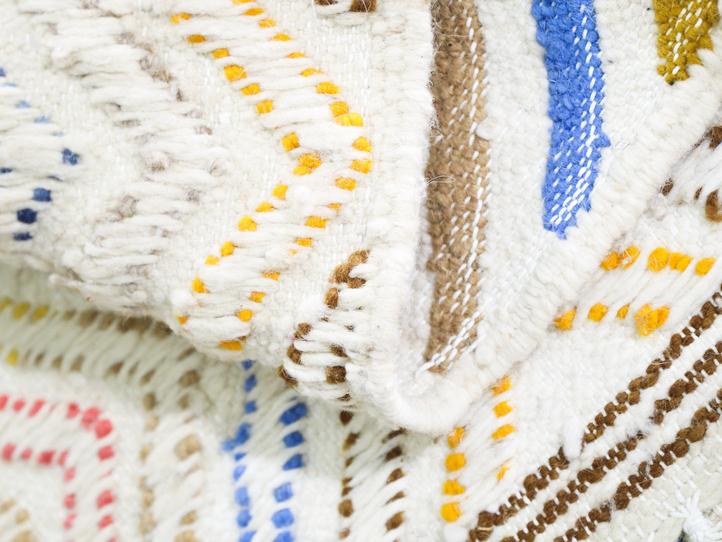 Handmade Moroccan Wool Rug 4x8 - J3