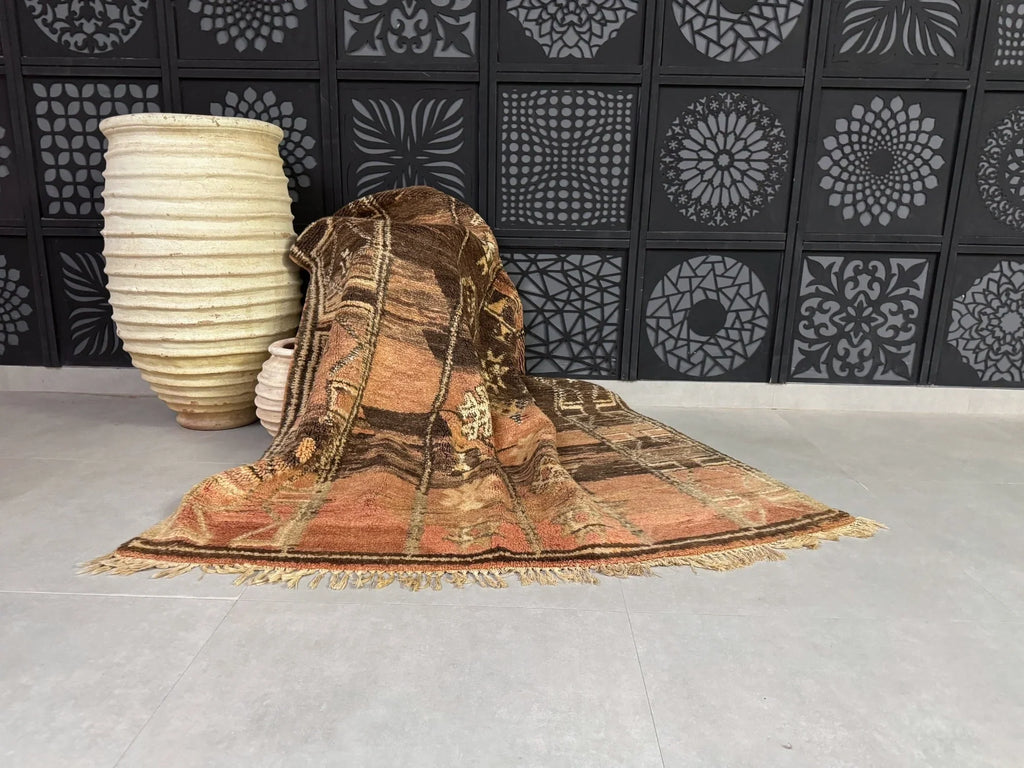 Vintage rug 5x6 - G2218