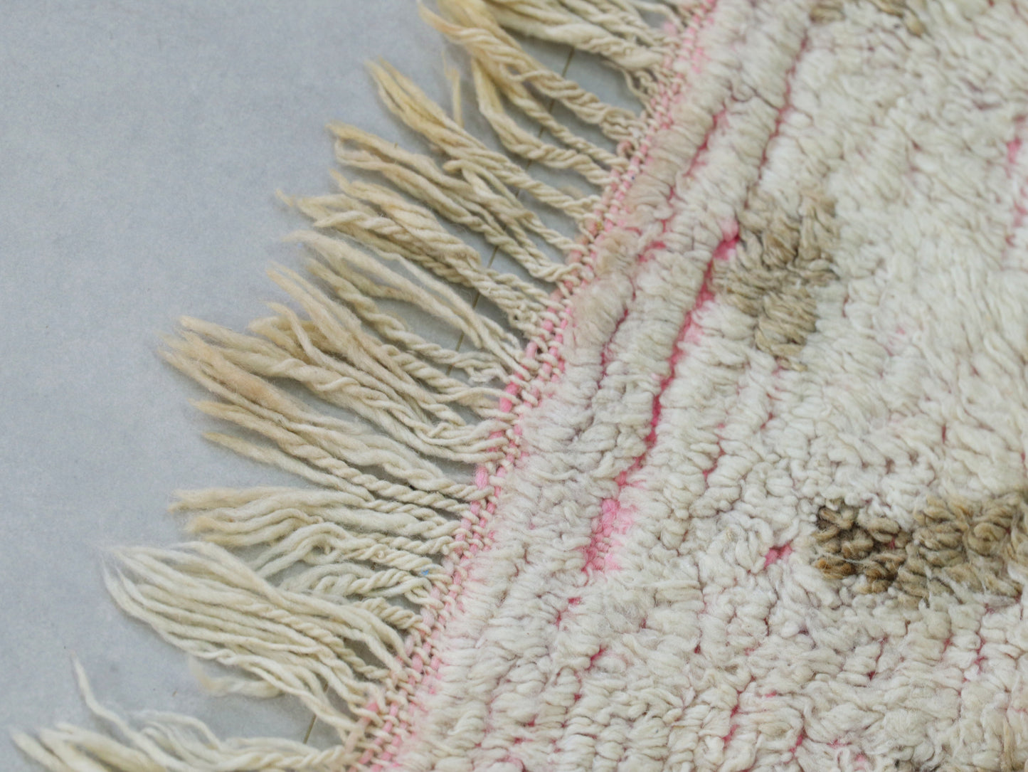 Moroccan Wool Rug 5x9 - A53