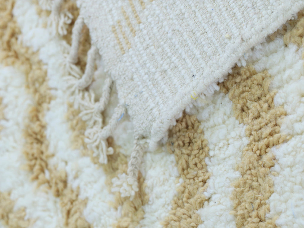 Handmade Moroccan Wool Rug 6x8 - A4