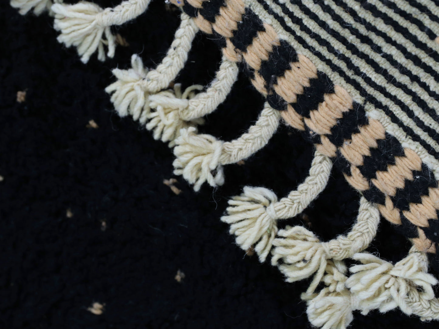 Handmade Moroccan Wool Rug 6x8 - A3