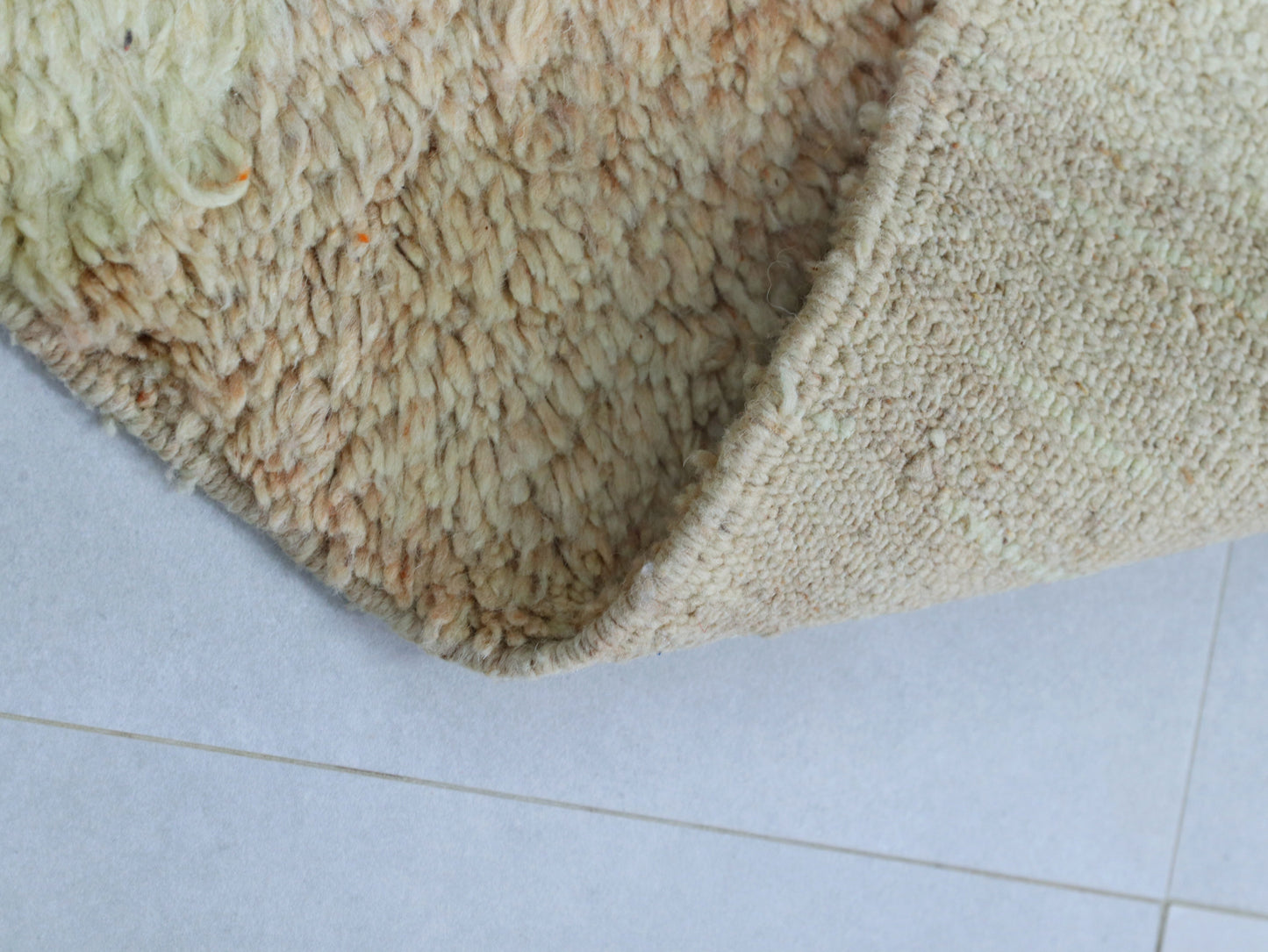 Moroccan Wool Rug 5x8 - A12