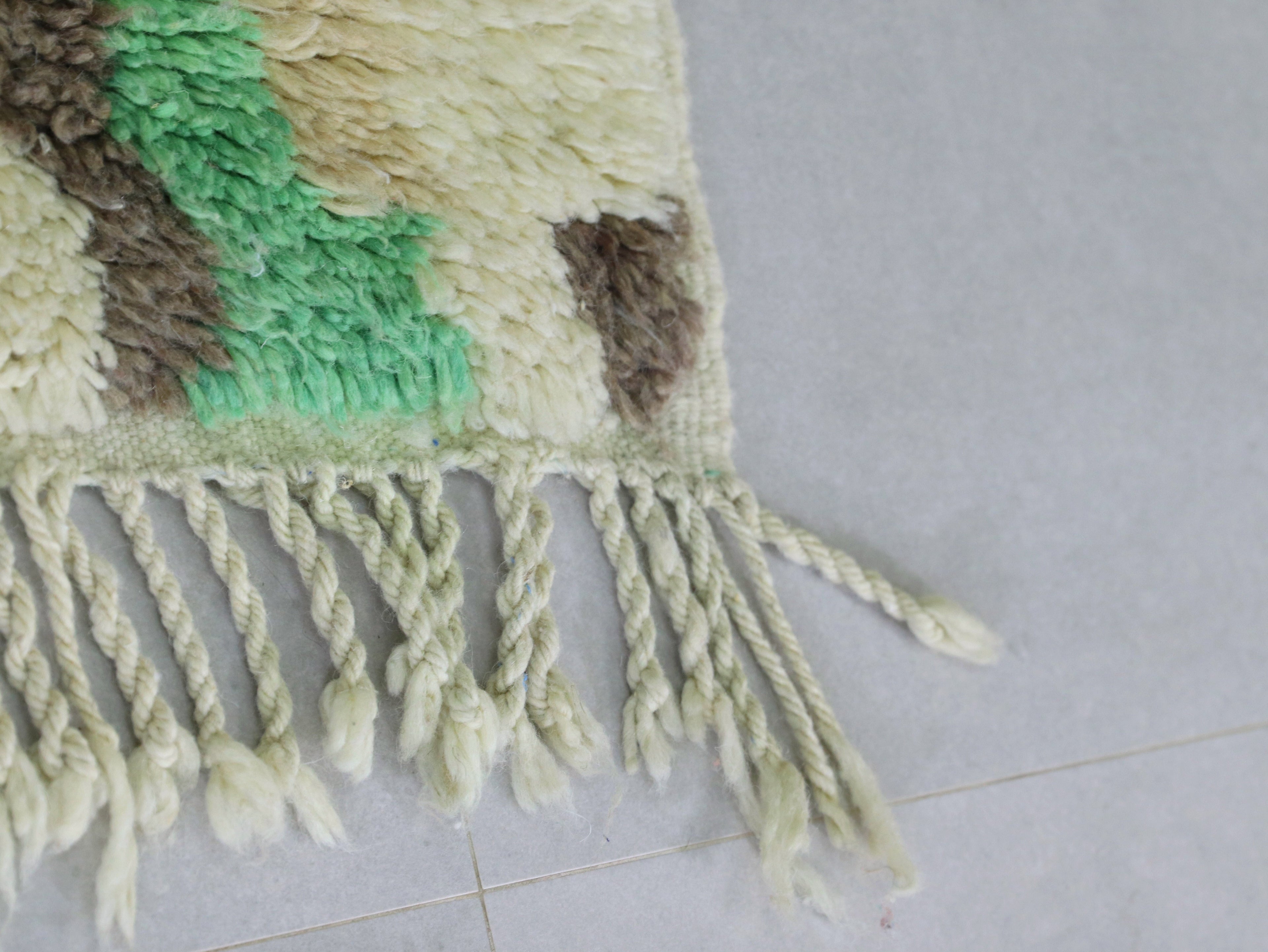 Colorful Moroccan Rug   5x8 - A61