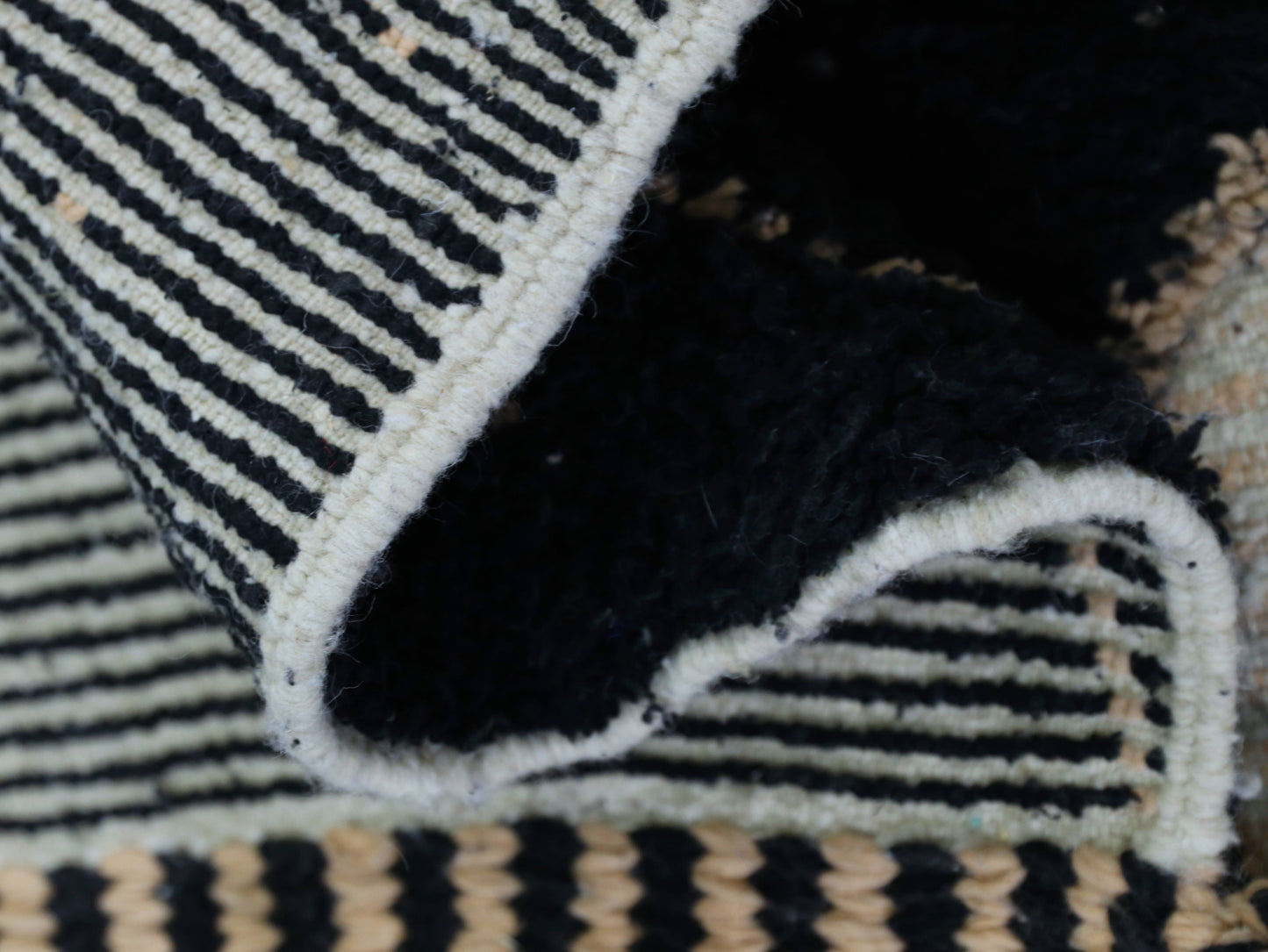 Handmade Moroccan Wool Rug 6x8 - A3