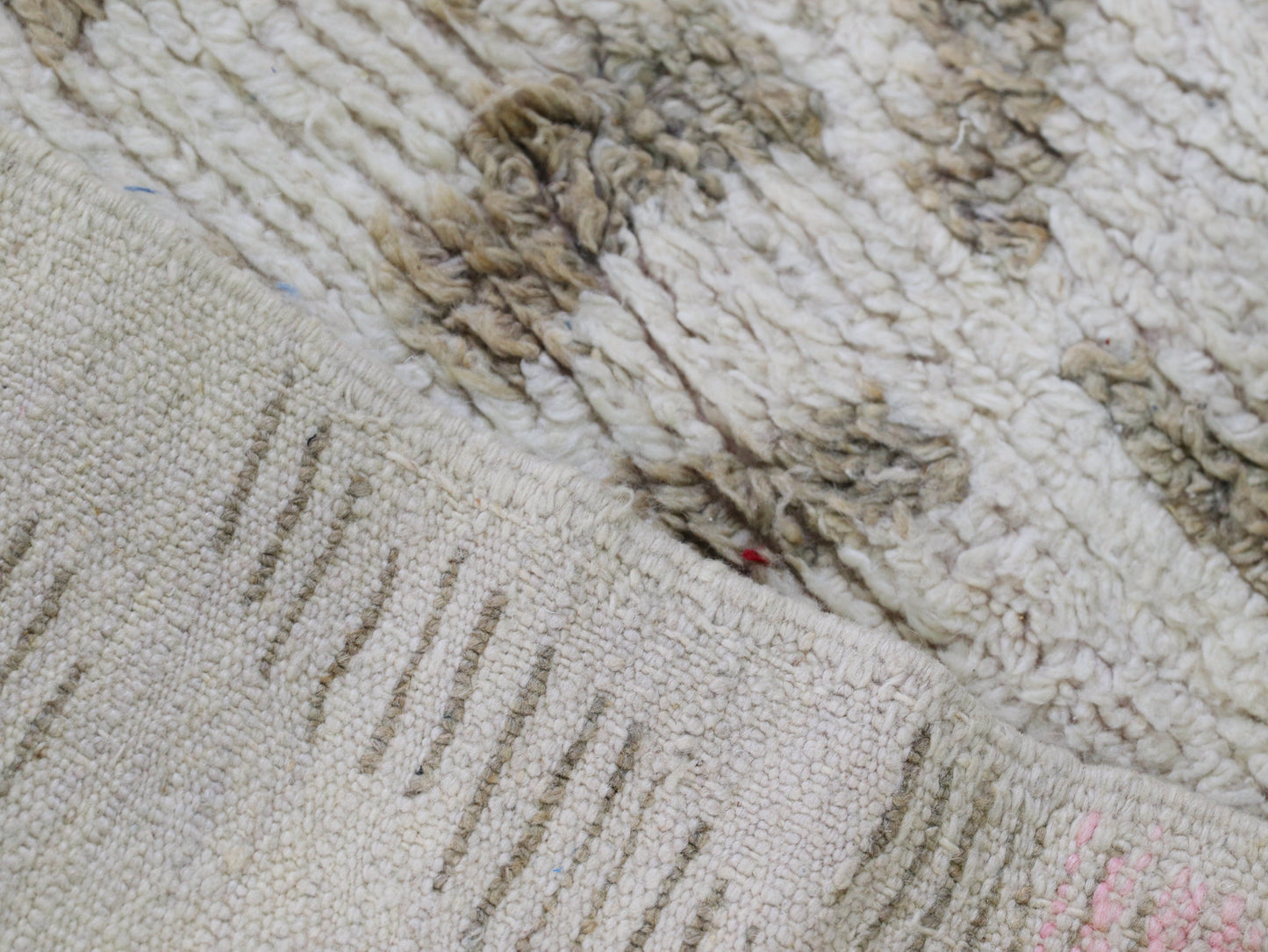 Moroccan Wool Rug 5x9 - A53