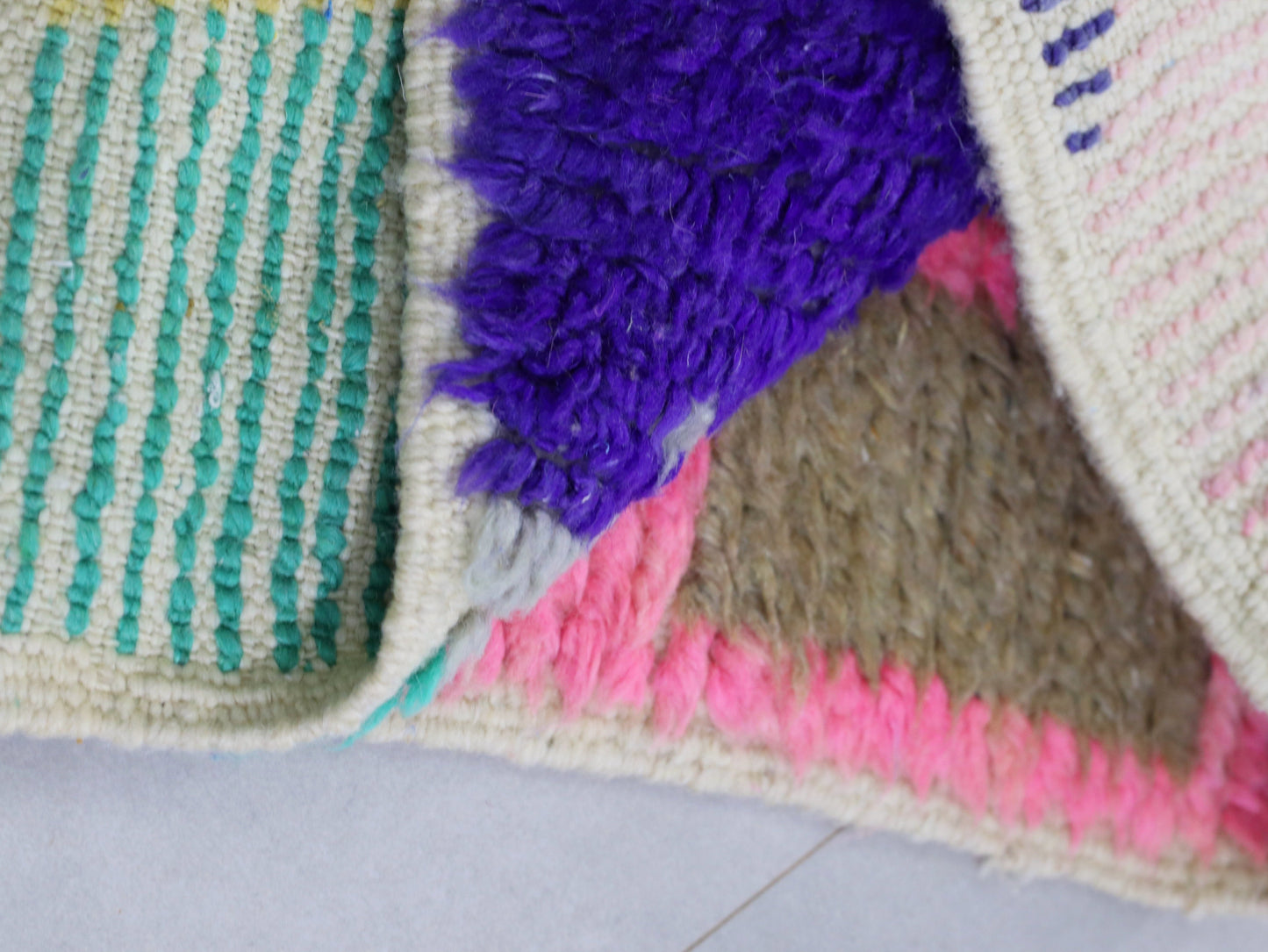 ivory white Moroccan Rug 5x8 - A57