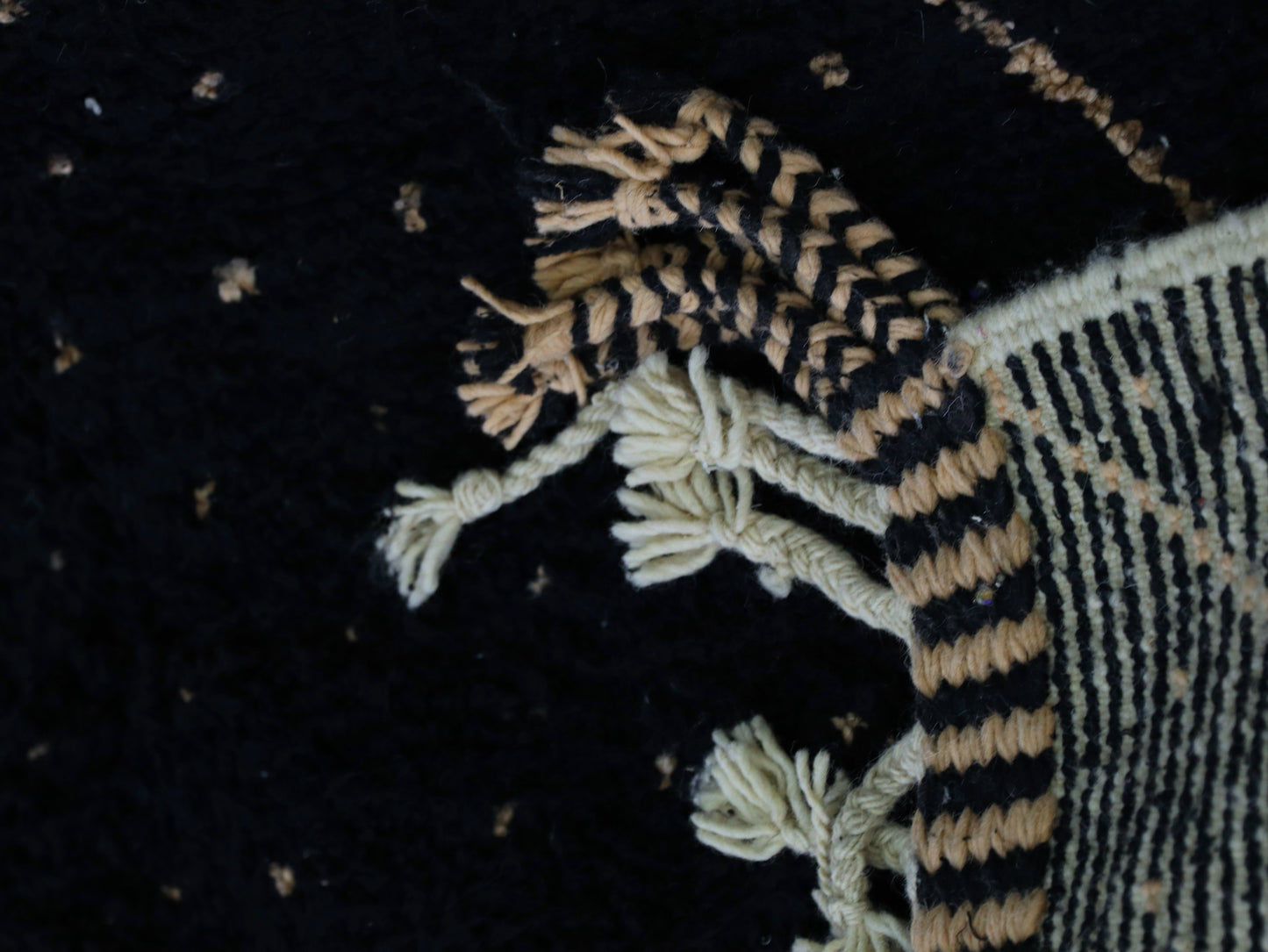 Handmade Moroccan Wool Rug 6x8 - A3