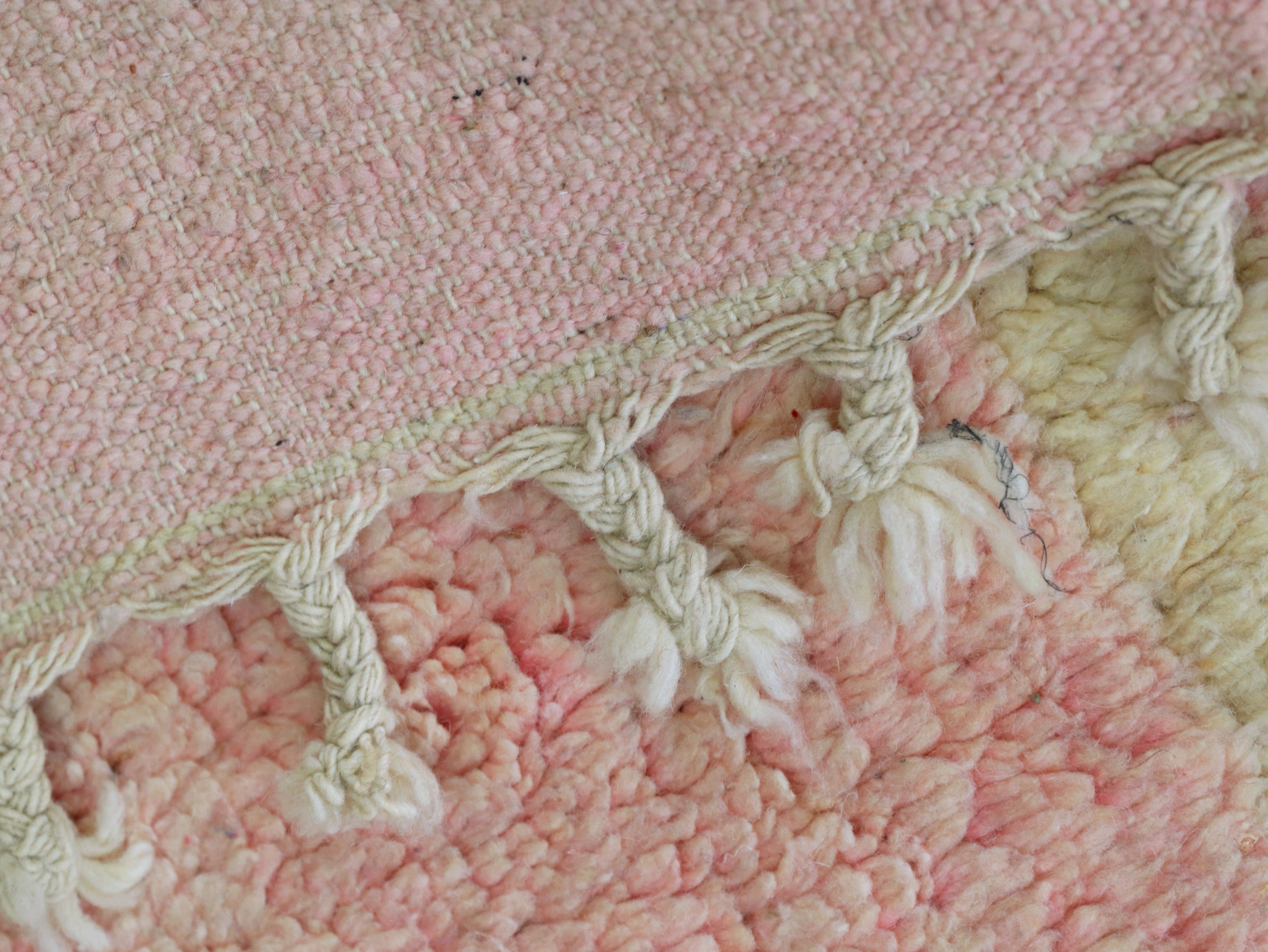 Moroccan Wool Rug 5x8 - A12