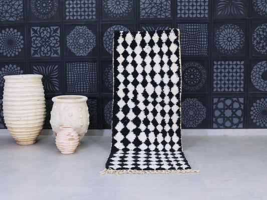 Black and White Moroccan Runner Rug 3x8 - B11